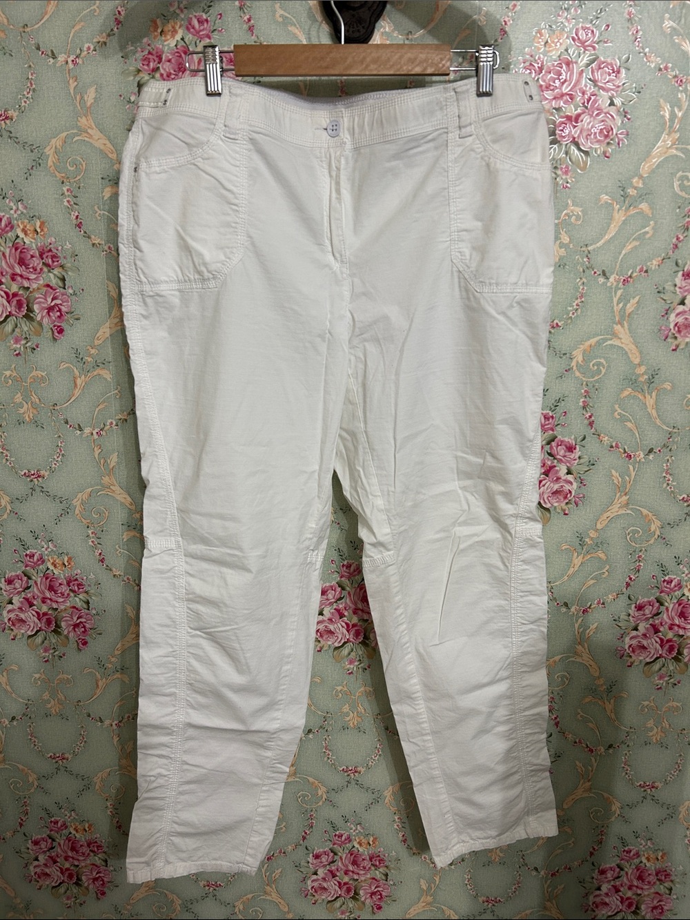 Chico’s Like New cotton straight leg lightweight utility pants size 2.5 or 14